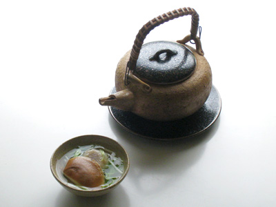 原木椎茸の土瓶蒸し